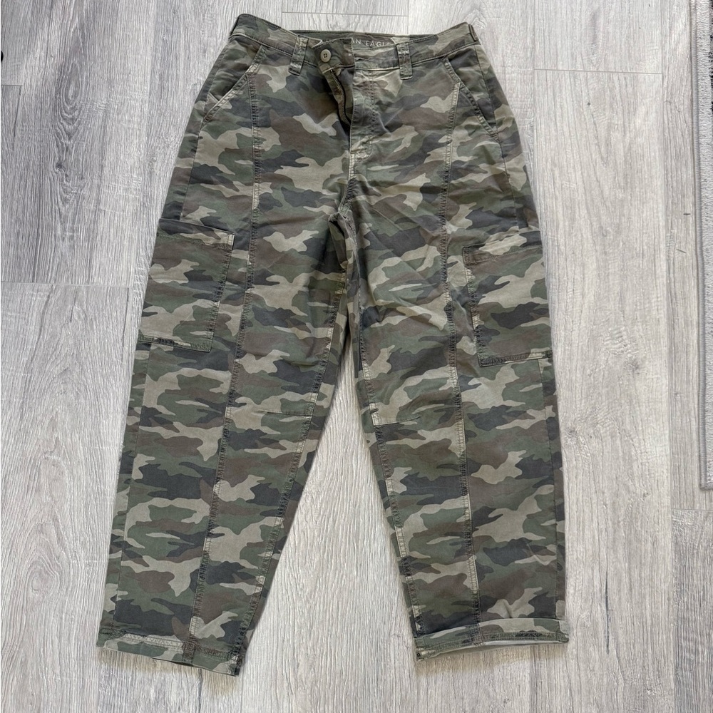 American Eagle Camo Barrel pants